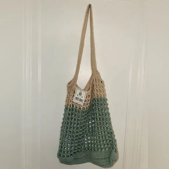 Handmade Crochet Bag - Picture 3 of 4